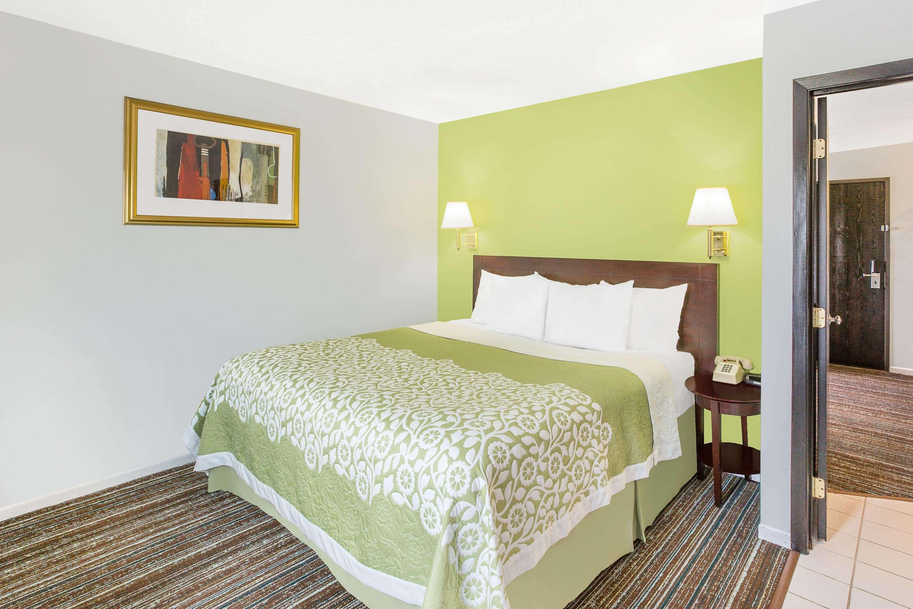 Days Inn By Wyndham יורק מראה חיצוני תמונה